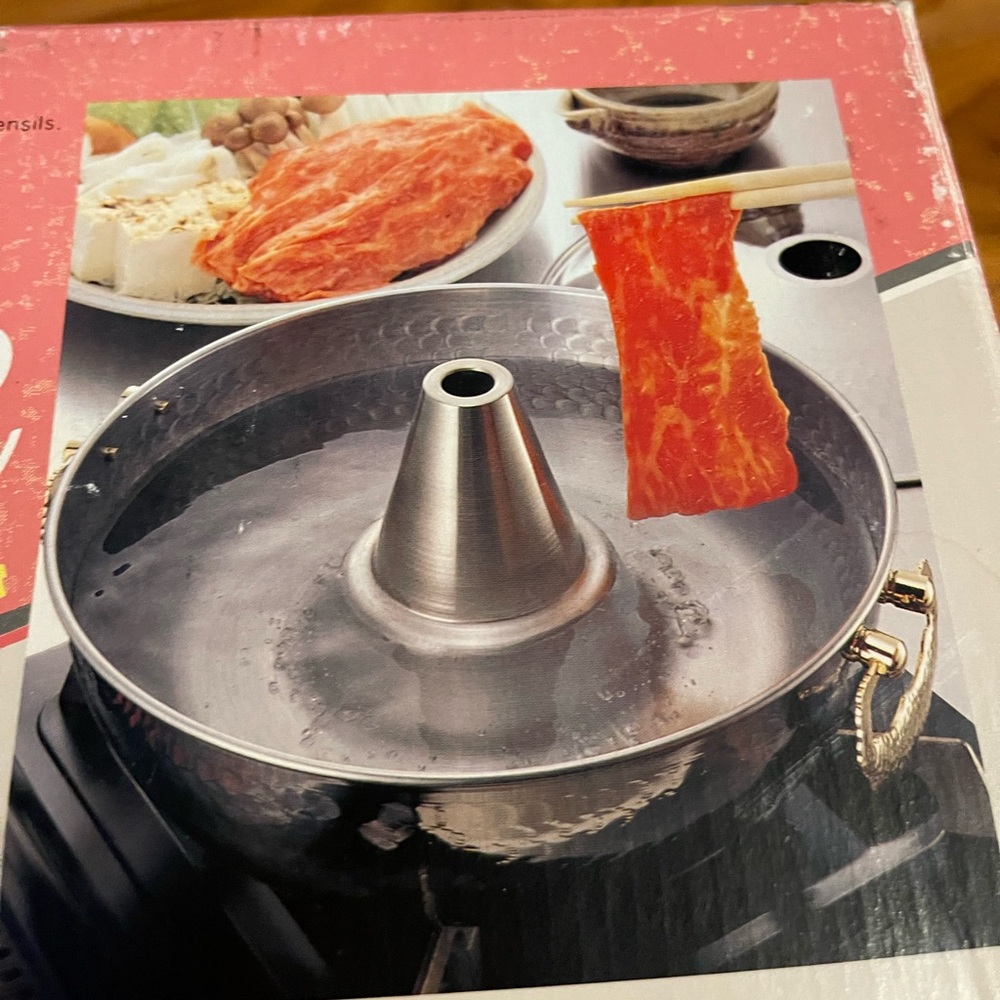 Shabu shabu pan Asian cookware pot new in box